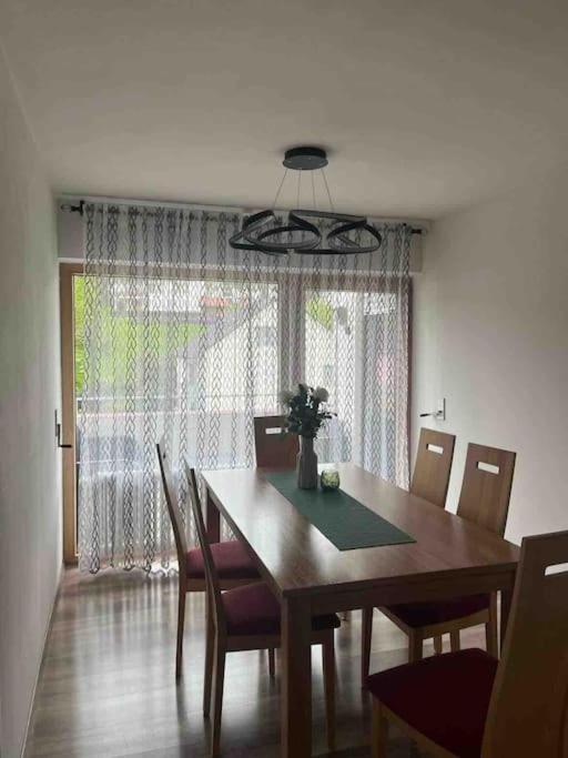 Ferienwohnung Outletcity Metzingen ميتسنغن المظهر الخارجي الصورة